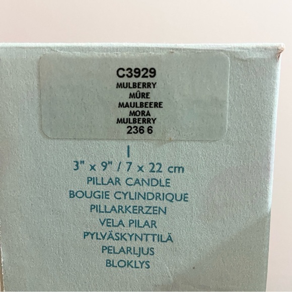 PartyLite Mulberry Pillar 3x9 Candle New in Box Retired Scent - Picture 2 of 5